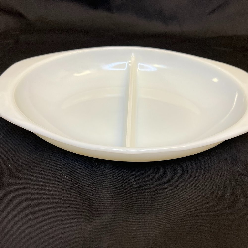 PYREX 1063 Vintage Divided Oval Casserole/Serving Dish